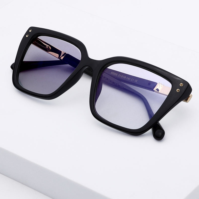 Voyage Glam Black Cateye Photochromic lens Eyeglasses for Women (95005FMG7811)