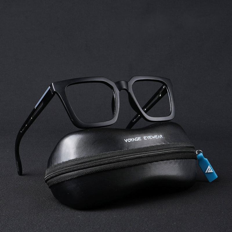 Voyage Lumina Black Wayfarer Eyeglasses for Men & Women (81207MG5401-C1)