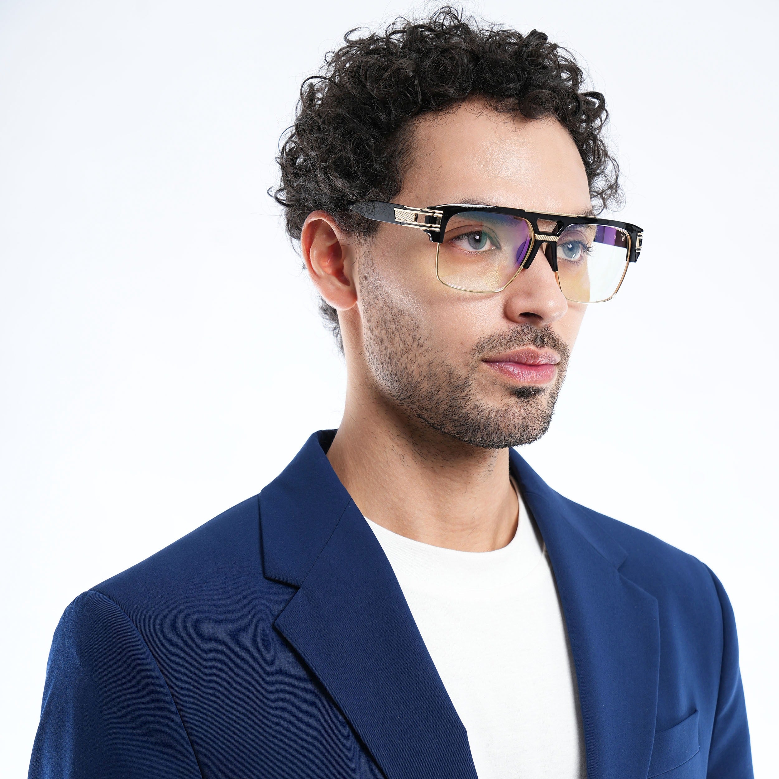 Voyage Parkar Black & Golden Wayfarer Eyeglasses for Men & Women (97123MG5246-C1)