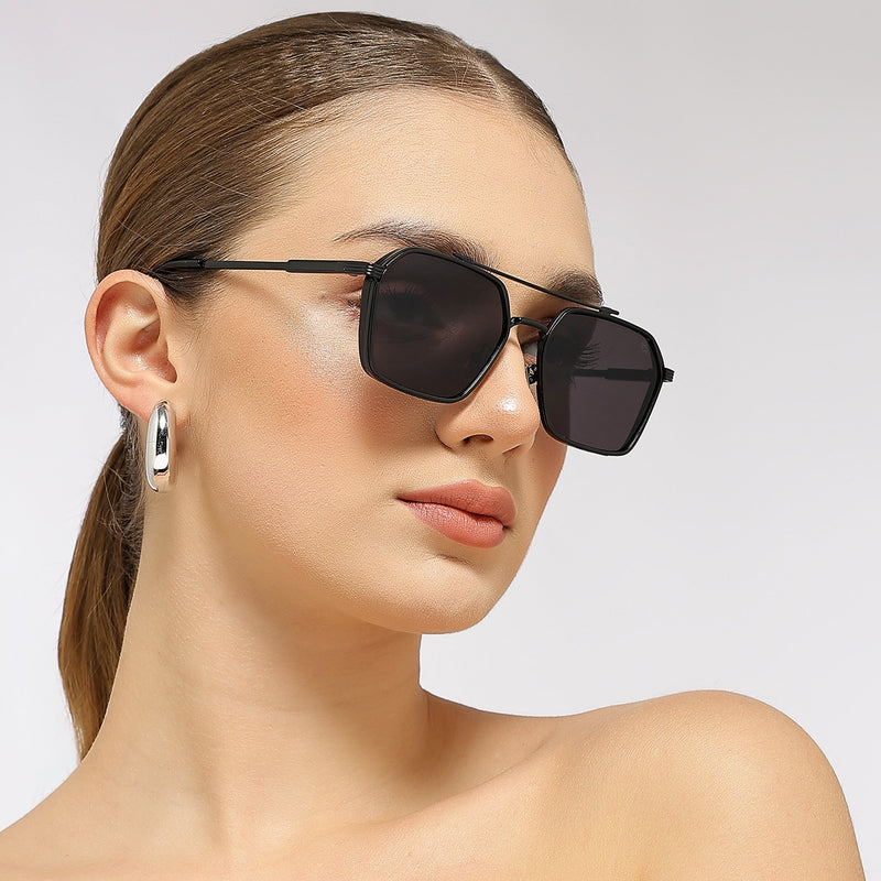 Eyejack Black Square Sunglasses for Men & Women (B80677CL846)