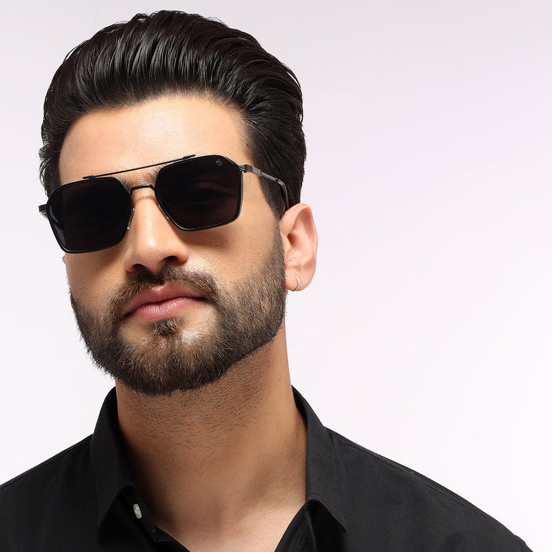 Eyejack Black Square Sunglasses for Men & Women (B80677CL846)