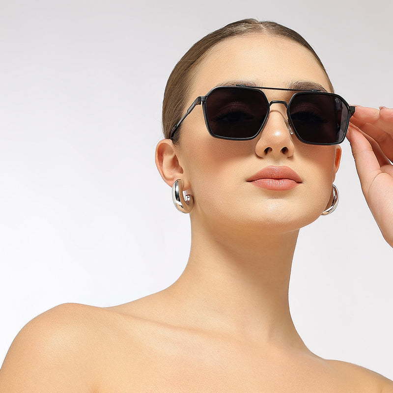 Eyejack Black Square Sunglasses for Men & Women (B80677CL846)