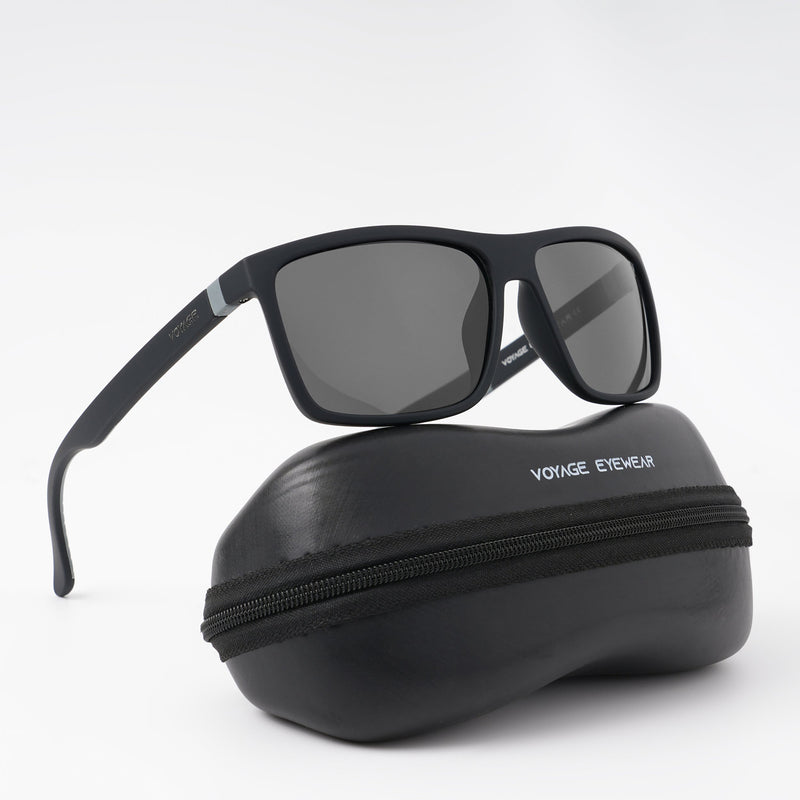 Voyage Wayfarer Polarized Sunglasses for Men & Women (Black Lens | Matt Black Frame - PMG5250)