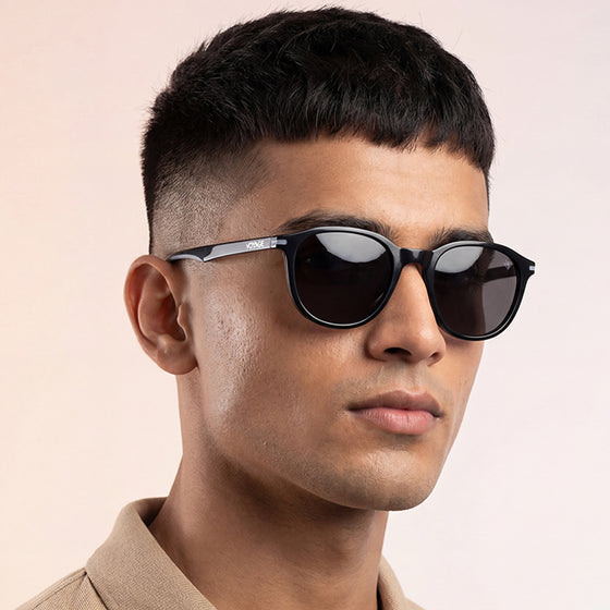 Matira | Black & Grey Wayfarer Polarized Sunglasses | PMG7399