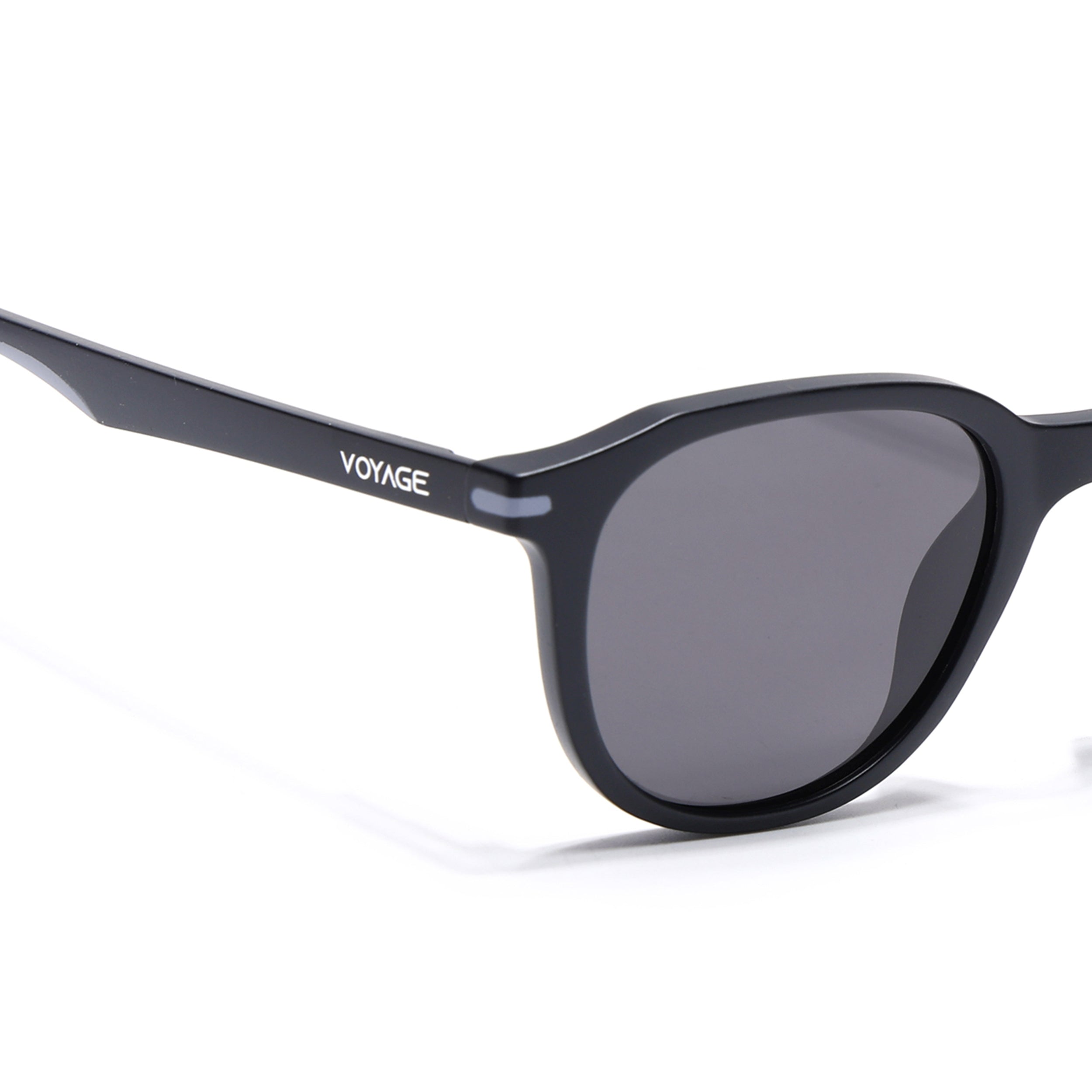 Matira | Black & Grey Wayfarer Polarized Sunglasses | PMG7399