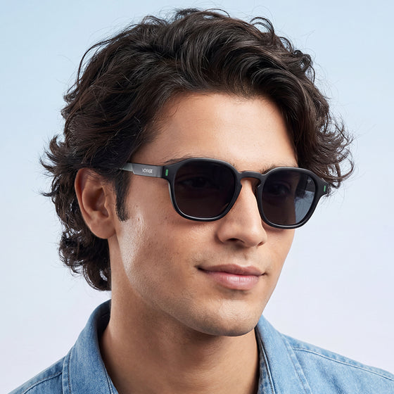 Matira | Black & Green Wayfarer Polarized Sunglasses | PMG7422