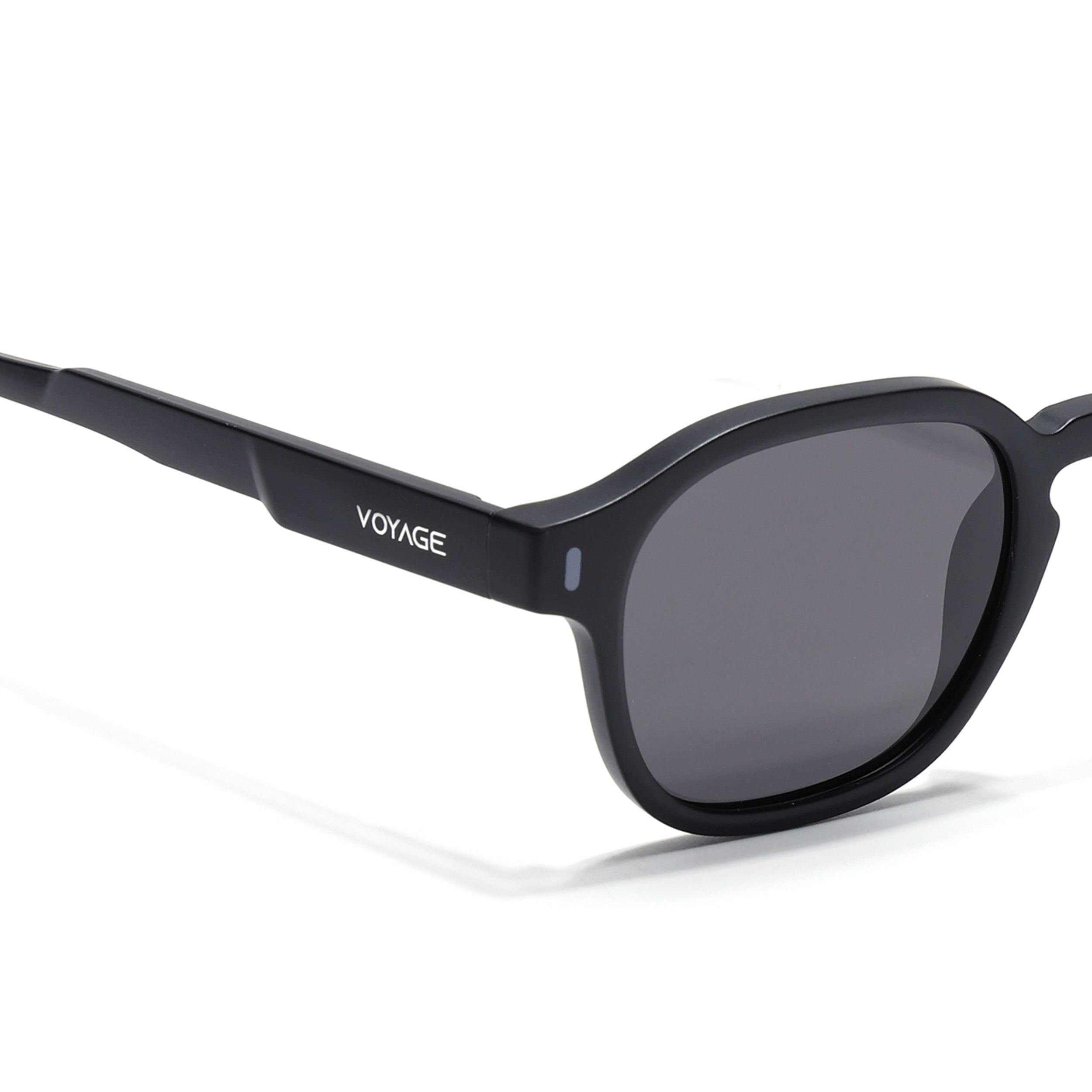 Matira | Black & White Wayfarer Polarized Sunglasses | PMG7423